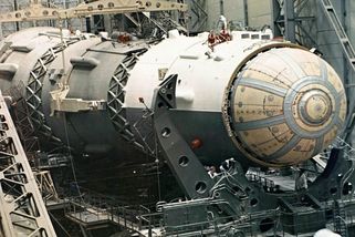 Takhle vypadal sovětský Starship. Připomíná sérii Red Alert a není divu, že pokaždé explodoval se sílou malé atomovky
